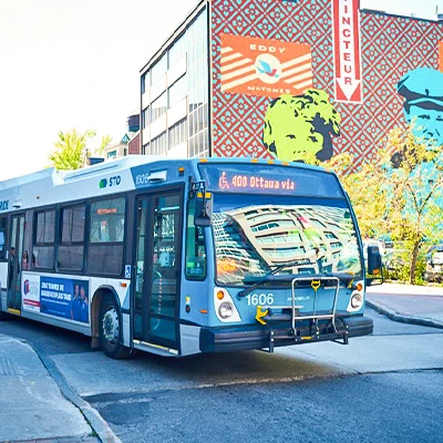 La Société de Transport de l’Outaouais a mandaté notre équipe d’experts en planification des transports, ingénierie de la circulation et STI.